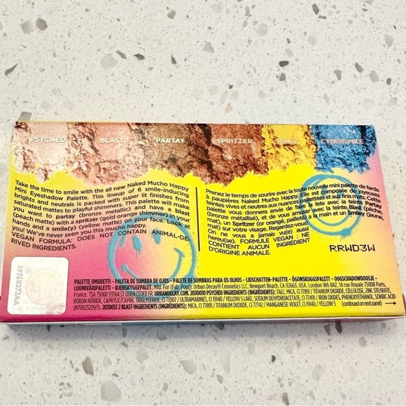 Urban Decay Smiley Mucho Happy Eyeshadow Palette NIB - Picture 10 of 10
